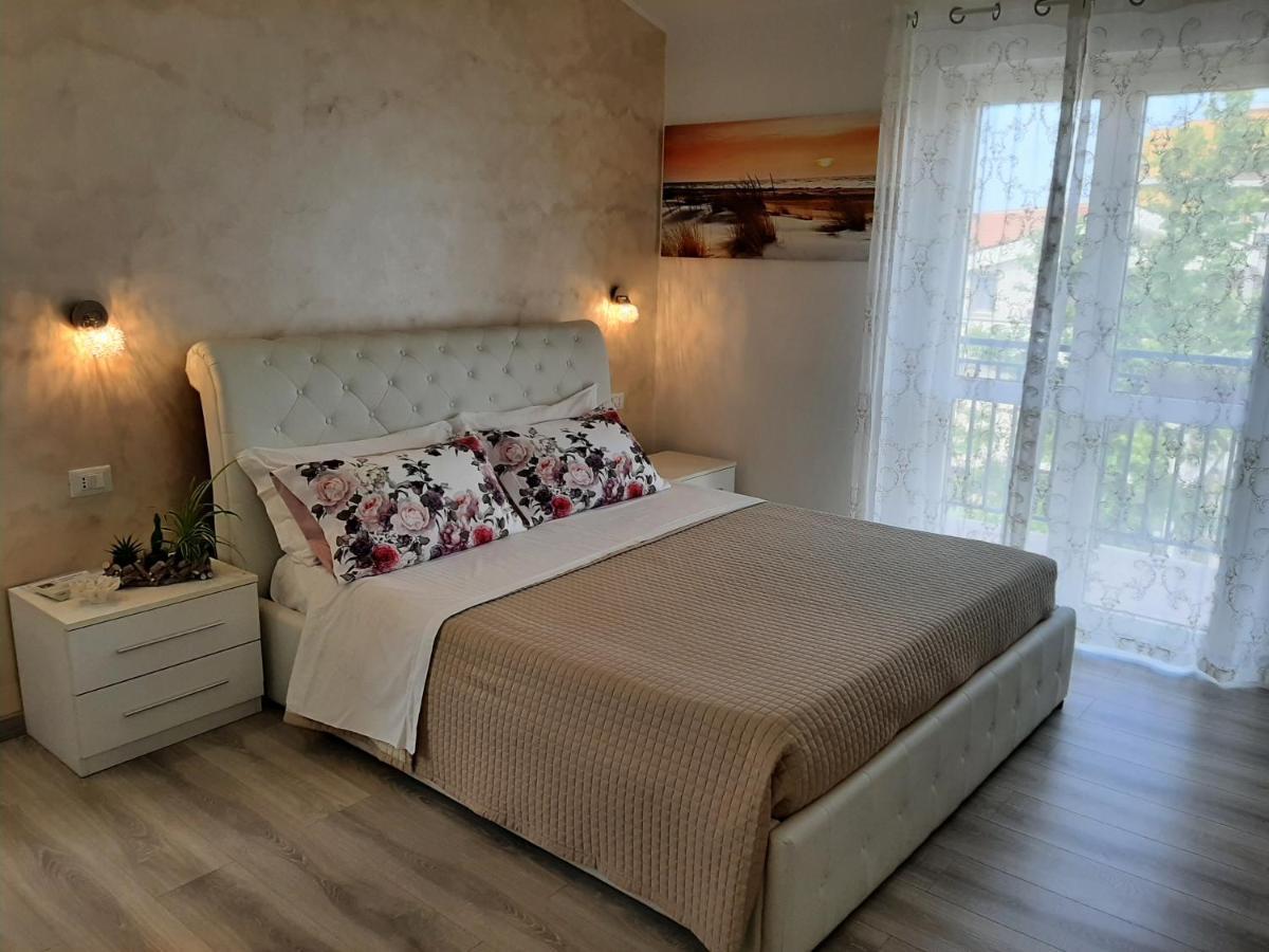Viola Di Mare Rooms And Parking Termoli Ngoại thất bức ảnh