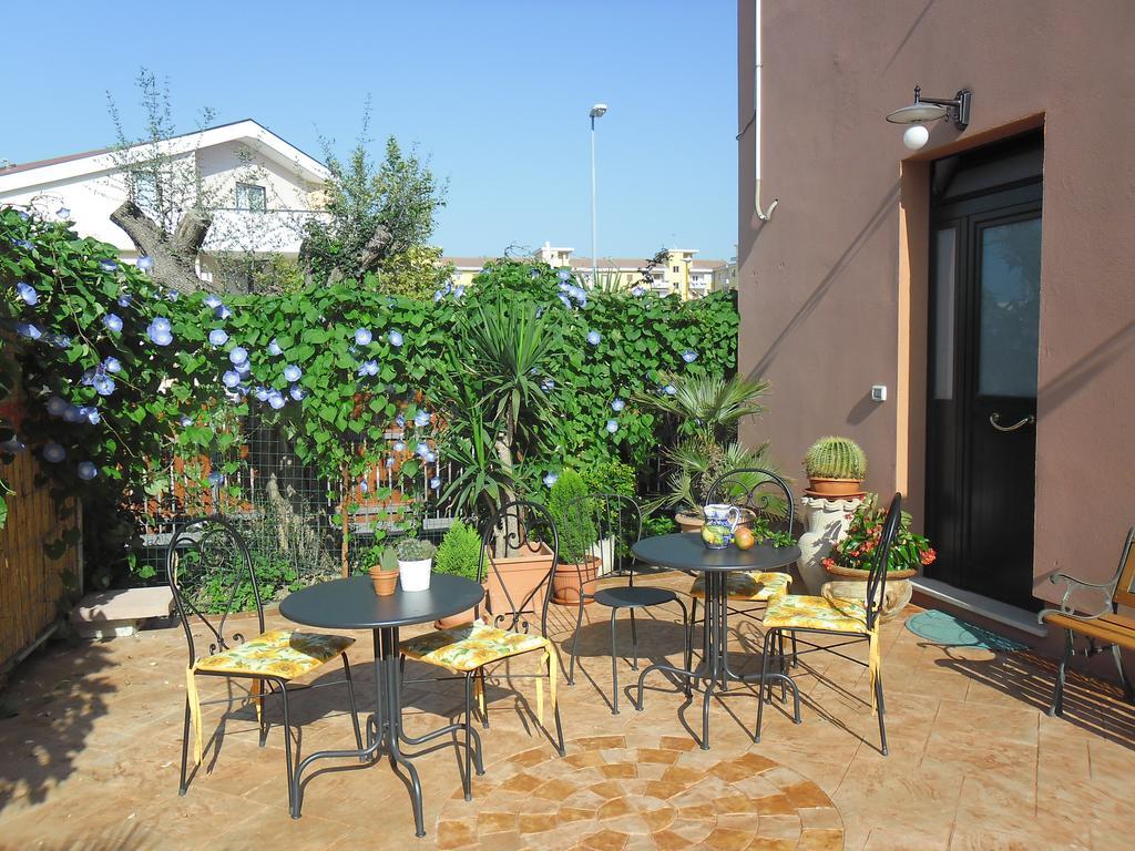 Viola Di Mare Rooms And Parking Termoli Ngoại thất bức ảnh