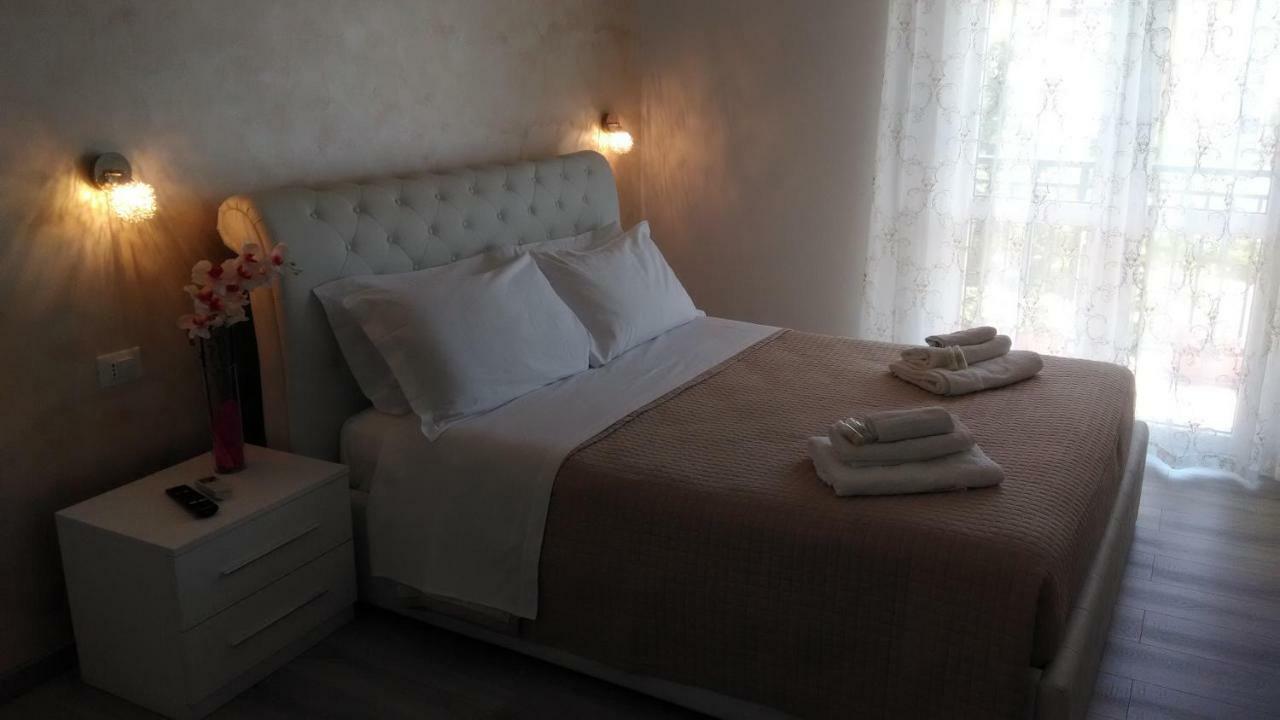 Viola Di Mare Rooms And Parking Termoli Ngoại thất bức ảnh